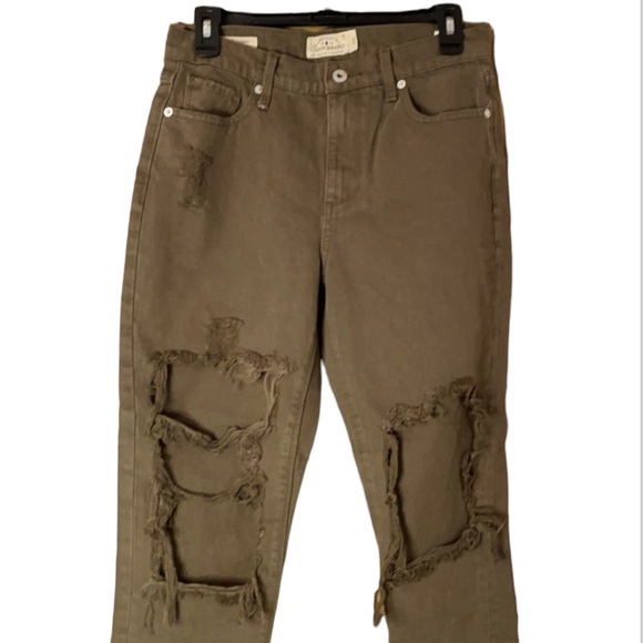 Lucky Brand Bridgette skinny distressed olive green jeans. - Picture 4 of 7